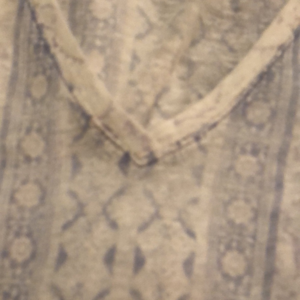 Lucky Brand Women's Short Sleeve V-Neck Tee light gray, white and blue - Picture 10 of 10